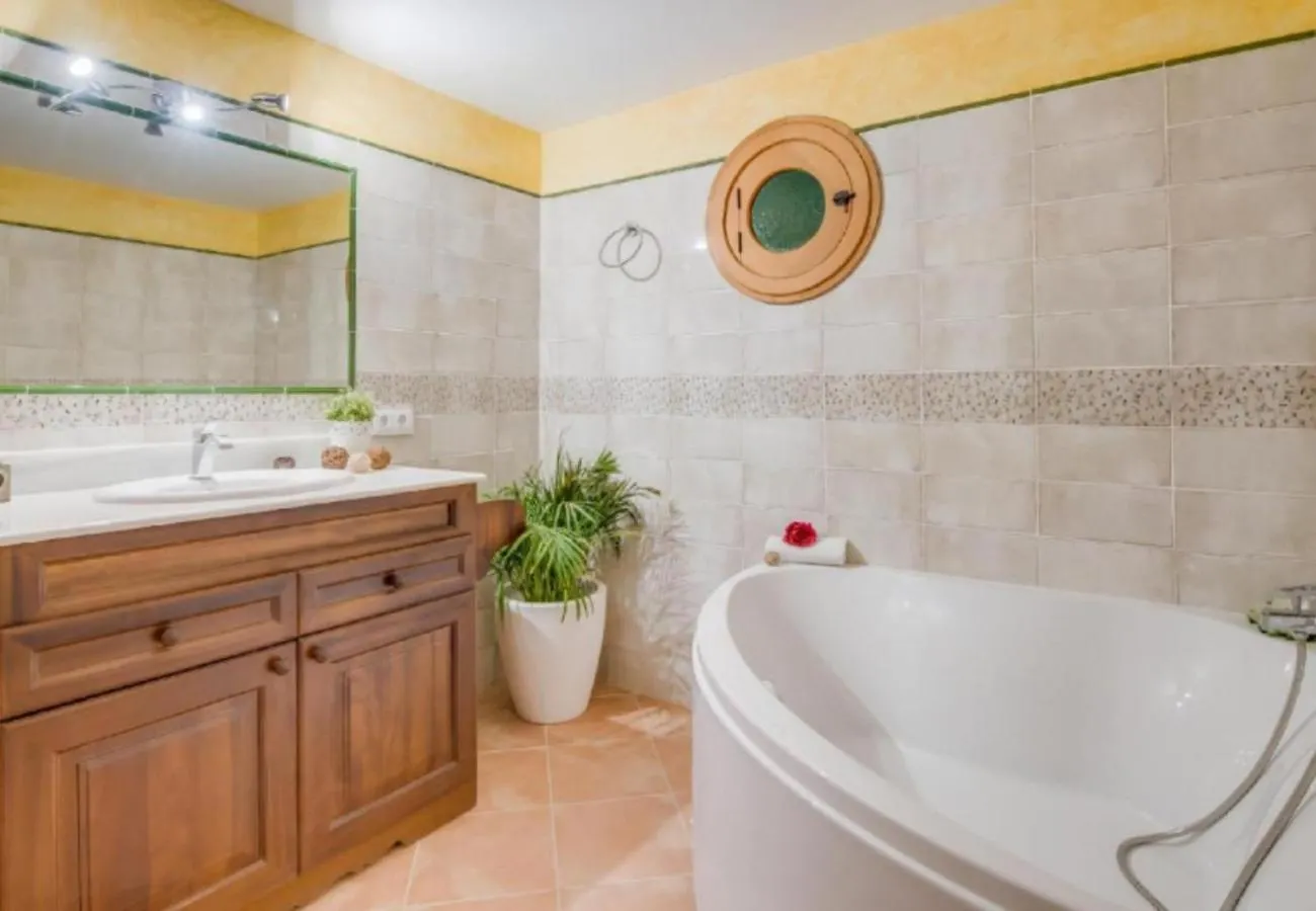 Ideal Property Mallorca - Ses Comes Selva  0*, Selva (Mallorca)